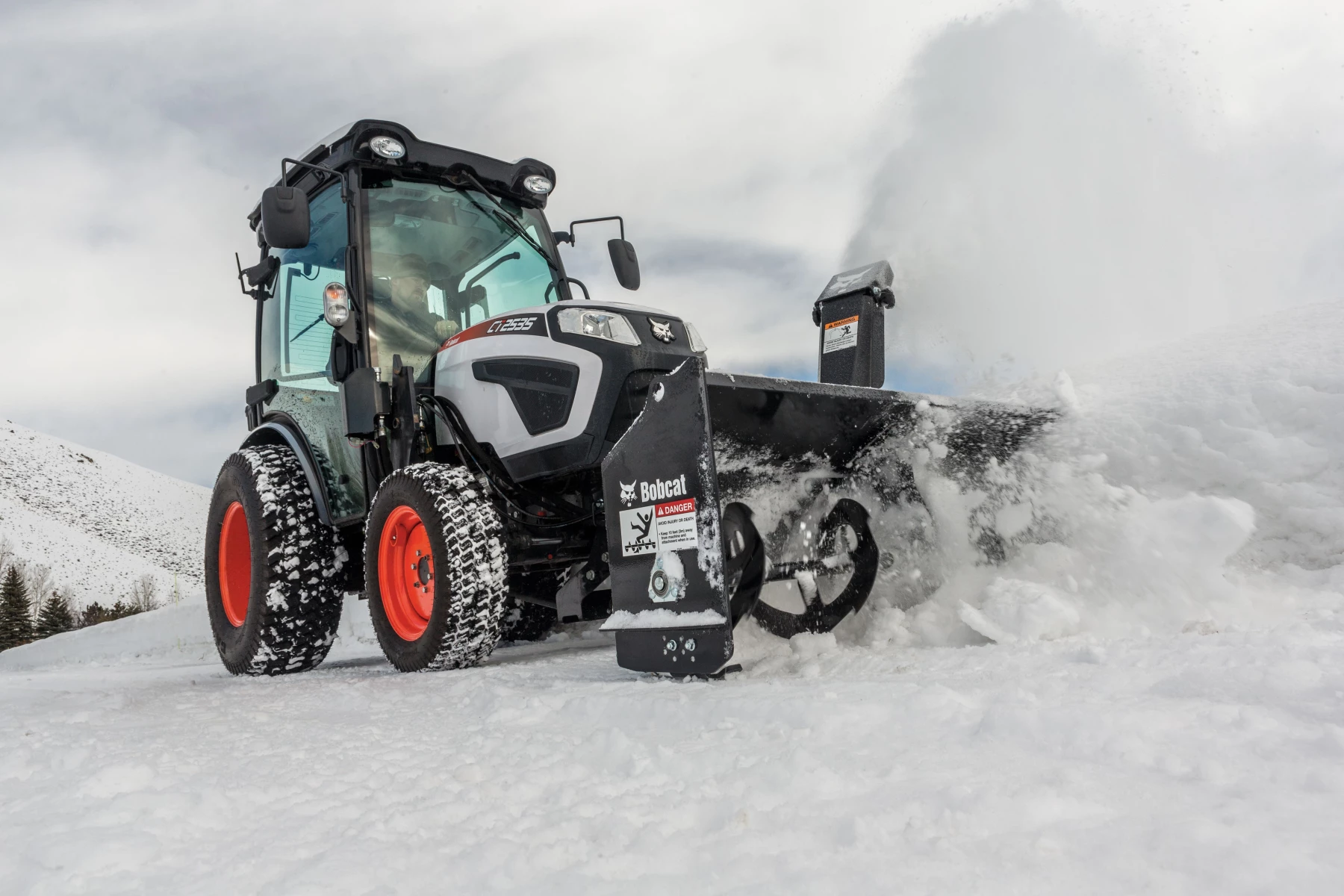 bobcat-ct2535-front-mount-snowblower-cn4a8466-21b2